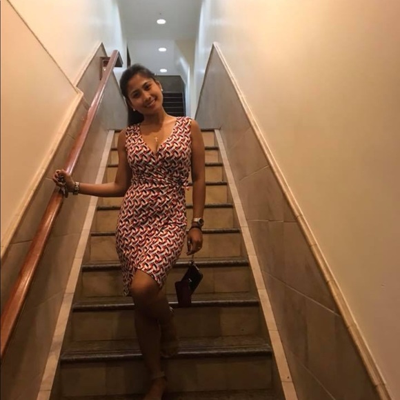 Dress - Picture 2 of 2